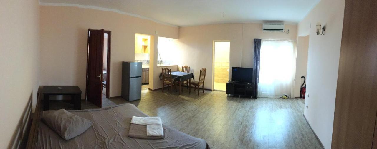 Hotel Premium Уреки Екстериор снимка
