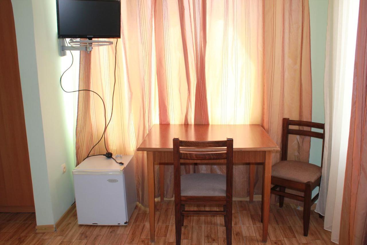 Hotel Premium Уреки Екстериор снимка