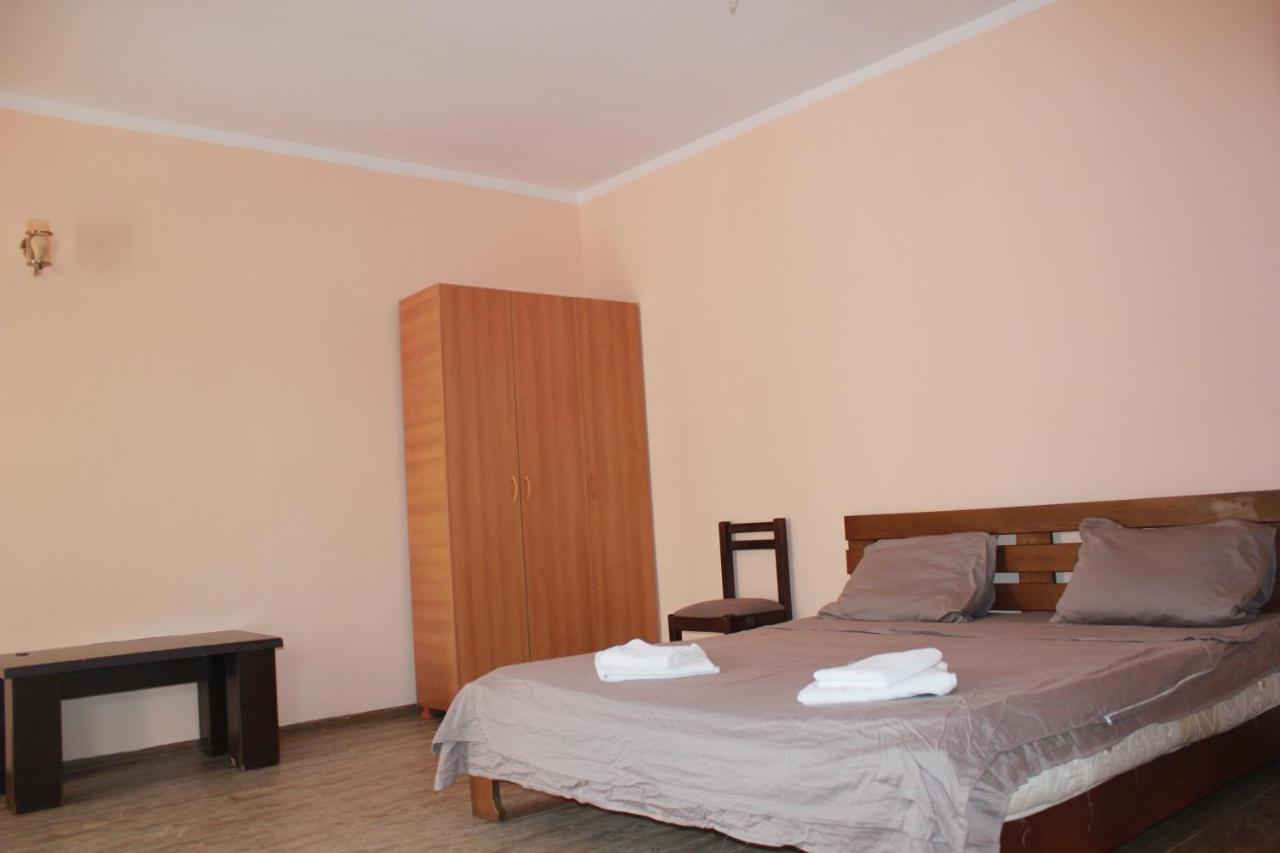 Hotel Premium Уреки Екстериор снимка